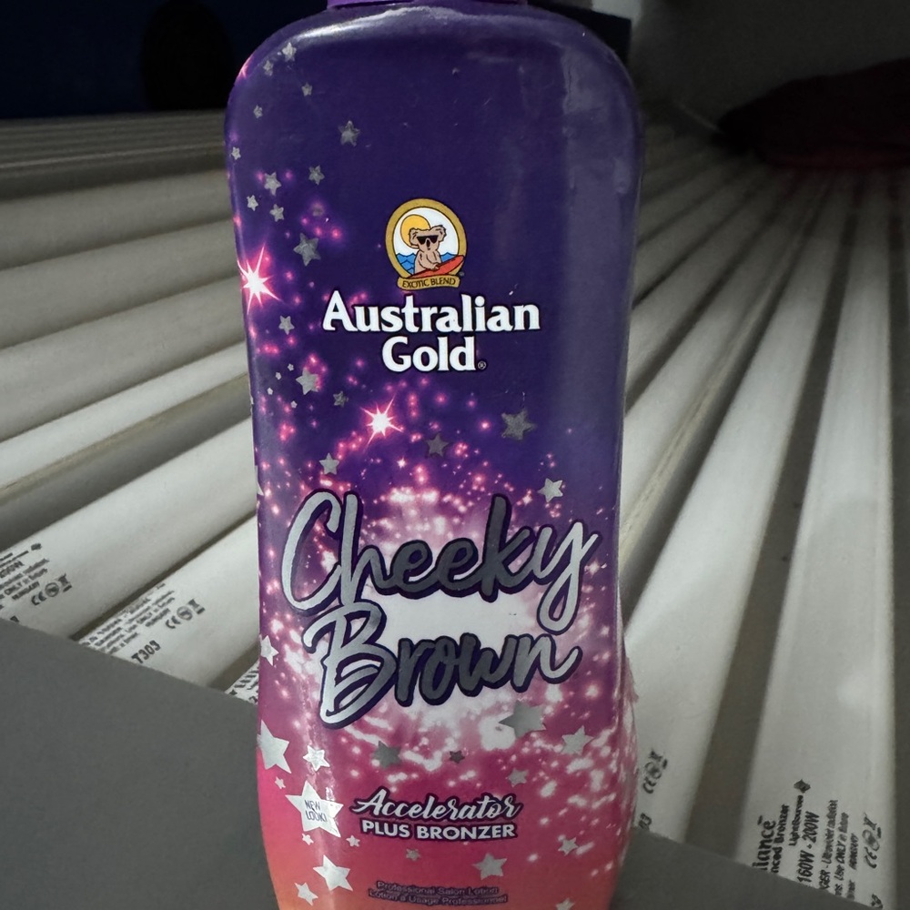 Cheeky Brown Bronzer - Purple and Pink